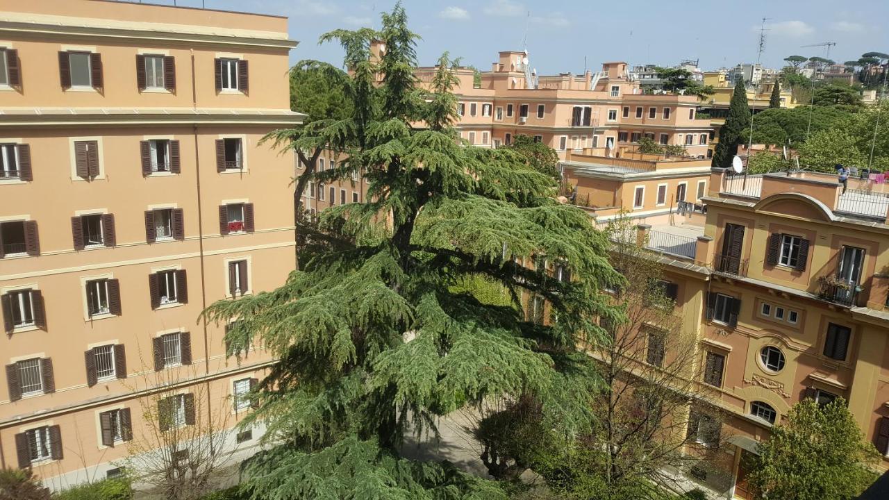 Bed & Breakfast A Casa Di Lia A Roma Exteriör bild