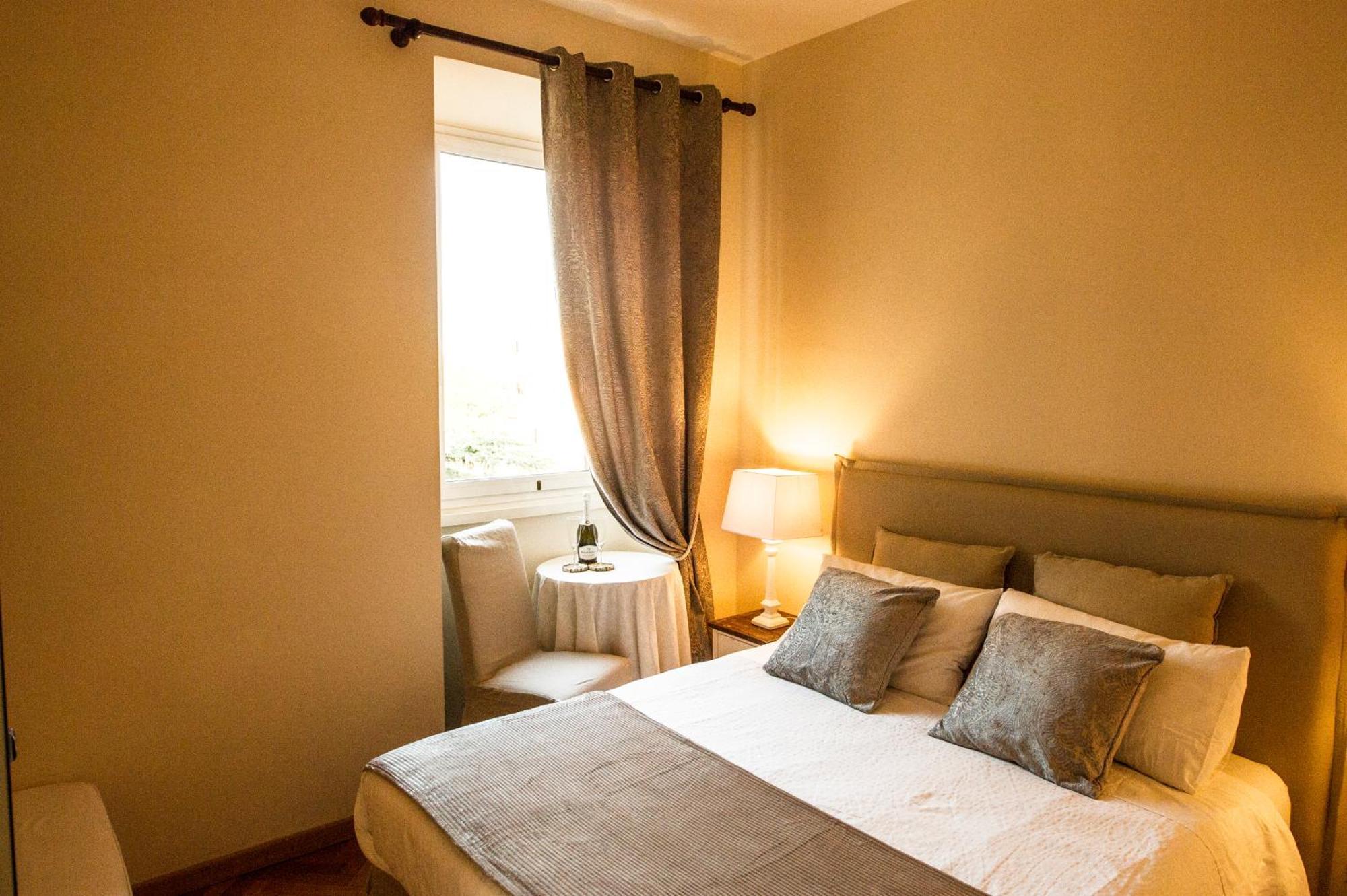 Bed & Breakfast A Casa Di Lia A Roma Rum bild