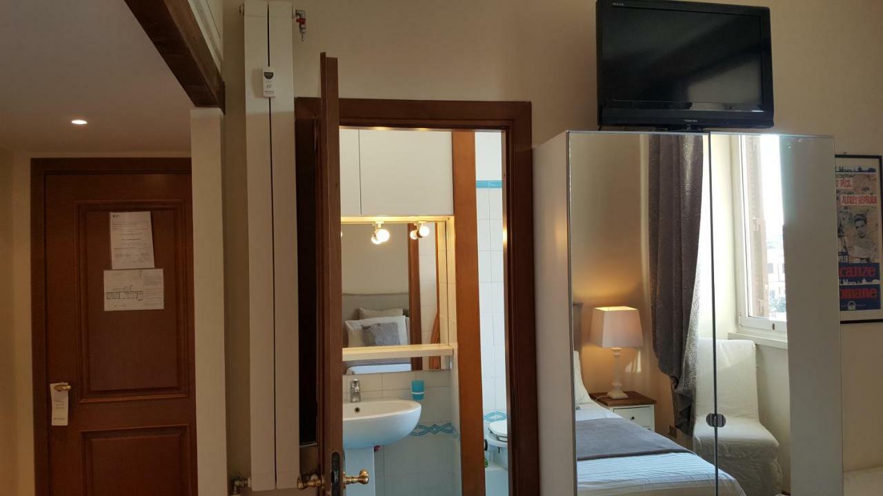 Bed & Breakfast A Casa Di Lia A Roma Exteriör bild